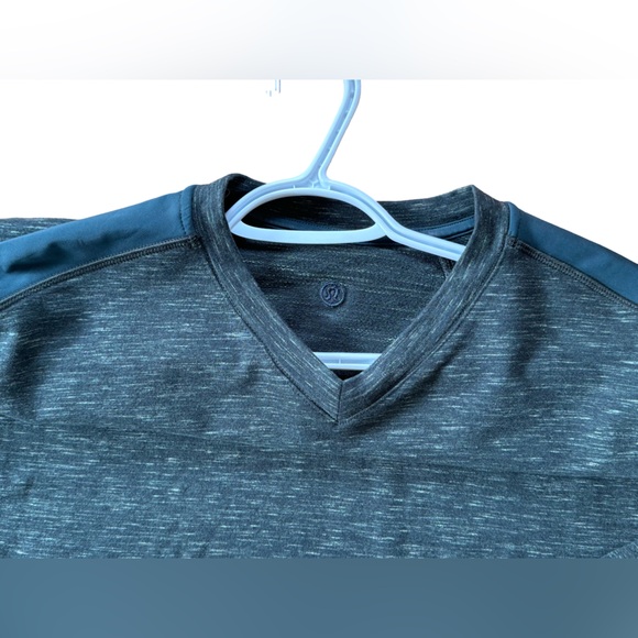 Mens Lululemon Transit Long Sleeve V Heathered Fuel Green / Fuel Green - Picture 8 of 13